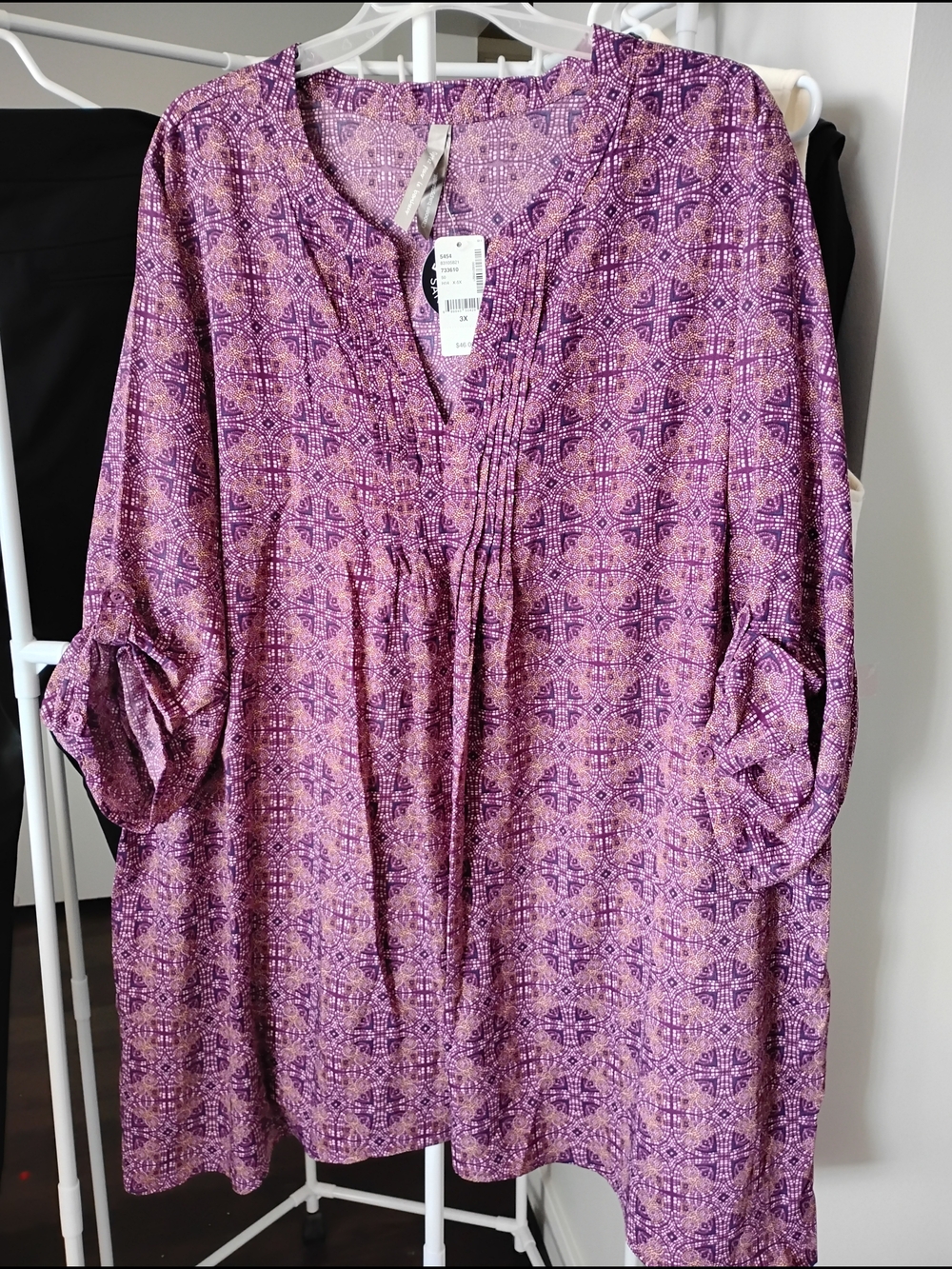 Penningtons Women's Pleated Split Neckline Purple Printed 3/4 Sleeve Blouse Top - Picture 2 of 5
